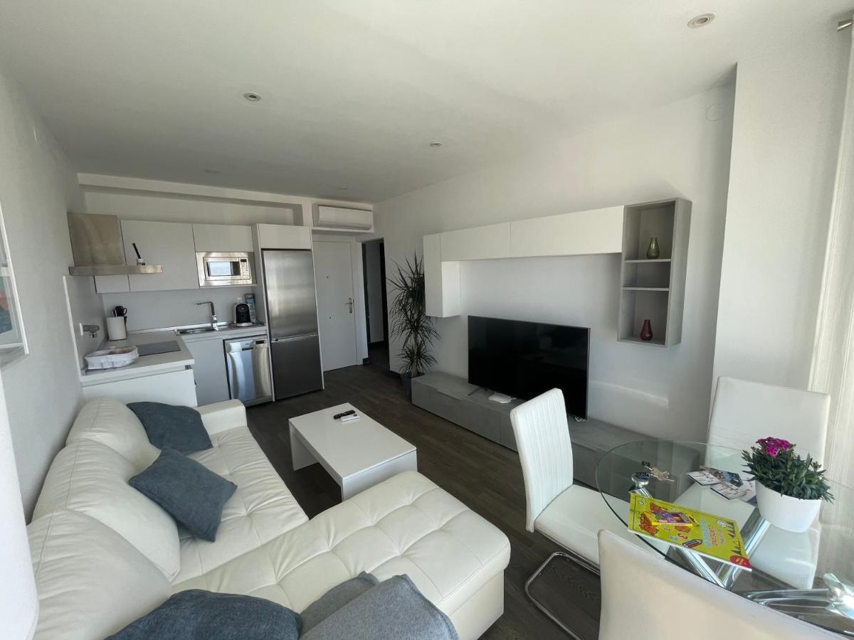 Apartamento 5 Home Suites Альмерія Екстер'єр фото